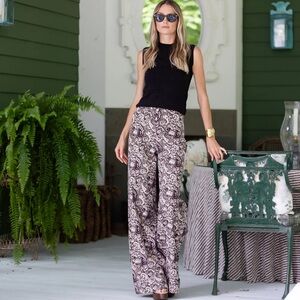 Julia Amory : JULIA PANT CANVAS - LEE PAISLEY M